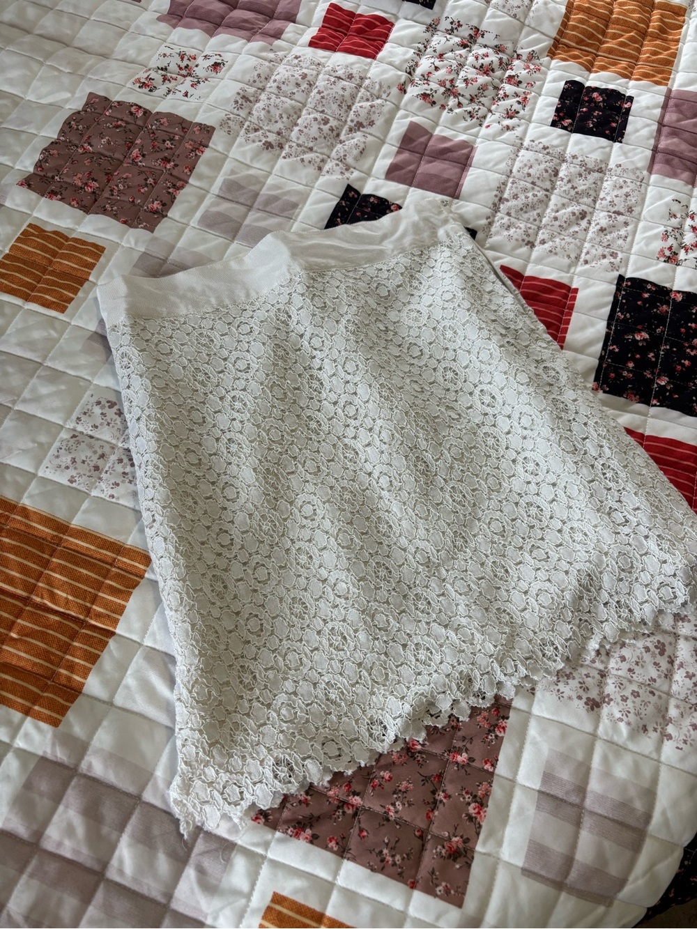 The Limited White Lace Pencil Skirt